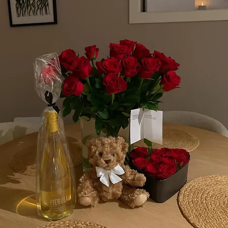 Bright 2-room With Balcony, Parking Space Apartamento Lillestrøm